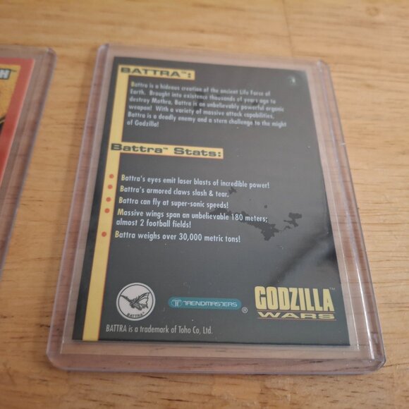 2x Rare Vintage 1995 Godzilla Wars Space Godzilla Cards, + More - HIGHER GRADES - Picture 8 of 8